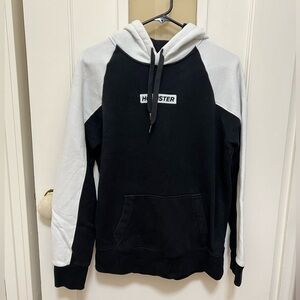 Men’s hollister hoodie
